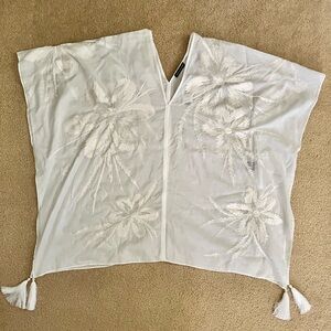Natori Paradise Embroidered White Coverup XS